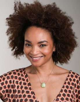 Rosanna Sparapano as Maggie