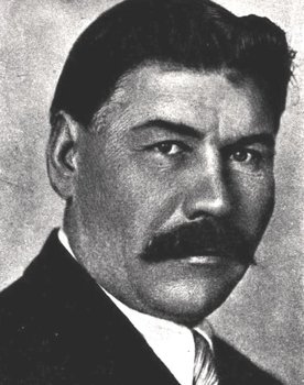 Stepan Shkurat as Shkurat, middle class