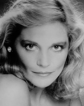 Helen Shaver as Betty Duncan