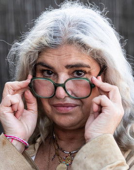 Lucía Etxebarría as 