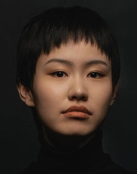 Aileen Wu as Navarro