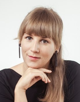 Saara Nüganen as 