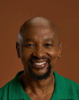 Andile Mxakaza