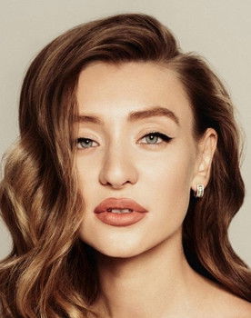 Mariya Minogarova as Liza