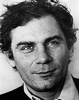 Gian Maria Volonté as Brigadiere Ludovico Graziano
