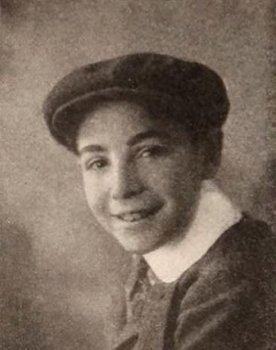 Matty Roubert as Peewee