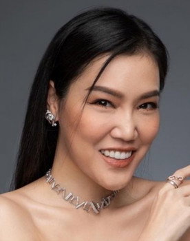 แอม ปรียสุดา อัครศรีสวัสดิ์
