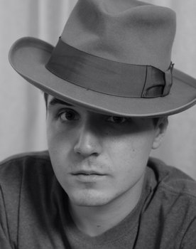 Nicolas Buonanduci as Moretti Gangster #1