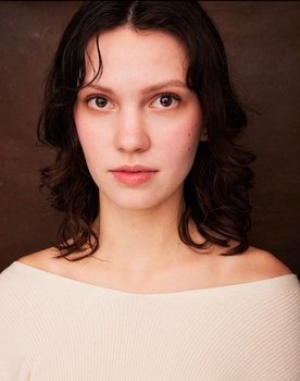 Kelsey Brown as Melanie