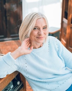 Rasa Jakučionytė as Krapivnikovo moteris