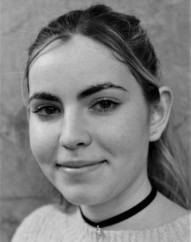 Emma Perelló as Hermana Nil