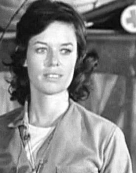 Lesley Evans as Fran
