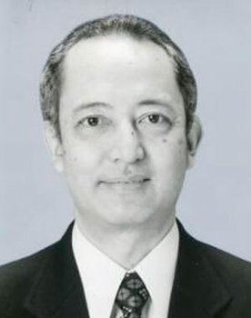 Yoshio Kaneuchi