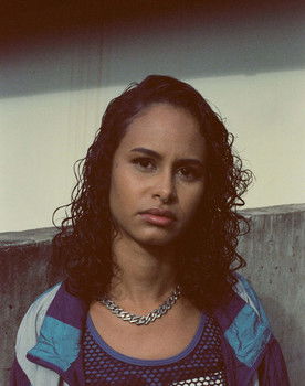 Nica Alcântara as Rayra