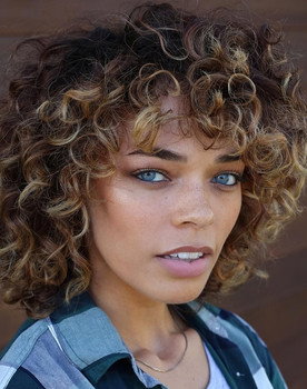 Kari Calhoun