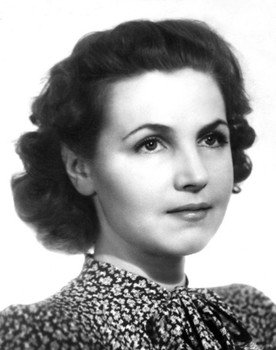 Tamara Makarova as Anna Ivanovna Svirdova