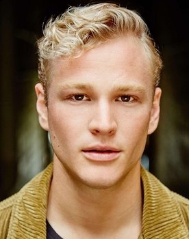 Rory O'Keeffe as Blondie