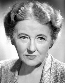 Barbara Everest as Mrs. Jocelyn