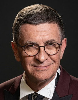 Cengiz Küçükayvaz as