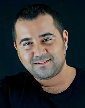 Ata Demirer as Güngör