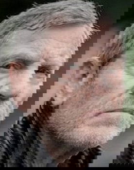 Ferruccio Viotti as Cpt. Mulligan