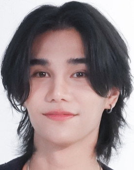 Jeff Satur as Damon Cillian