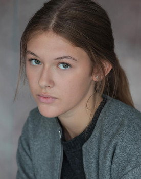 Elle Strange