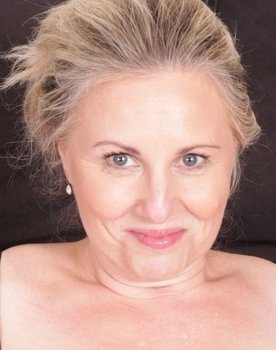 MILFs, Cougars & Grandmas 3