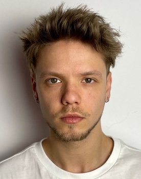 Sergiu Smerea as Raul