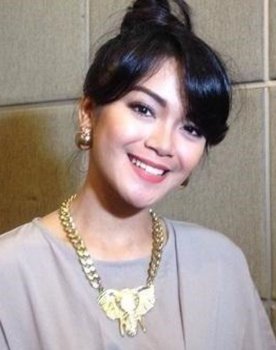 Pocong Mandi Goyang Pinggul