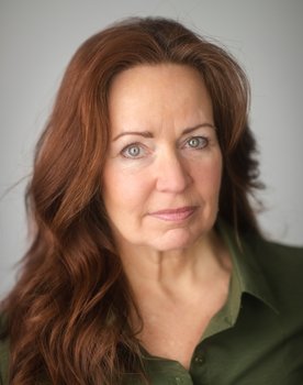 Deanna Mae Lloyd as Grandma