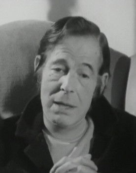 Augusto de Figueiredo as Padre Dionísio