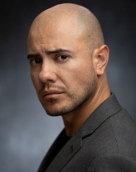 Sebastian Cordoba as Enrique Garcia