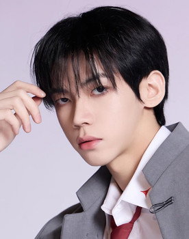 Loong Jiayu as Ke Luo