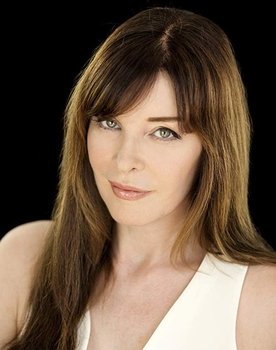 Jayne Heitmeyer as Marlene