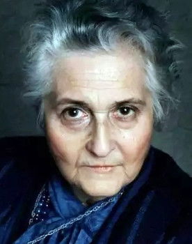 Françoise Dolto as Self (archive footage)