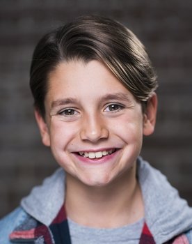 Federico Gazzilli as Young Barbaro