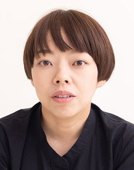 Michi Ohta as Kazuko