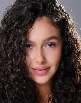 Michelle De Andrade as Sol Mussett