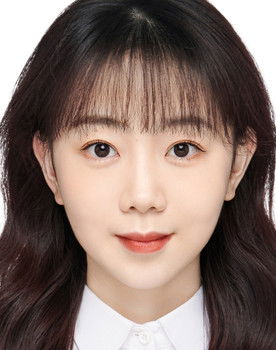 Zang Chunxuan as Chun Chun