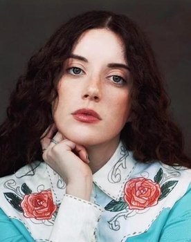 Hayley McLaughlin as Selene