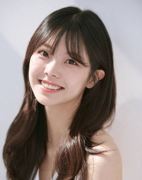 양가은 as Han Ye-jin