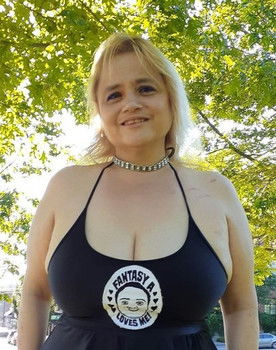 Elizabeth Navarro as Annabelle