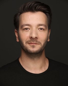 Arın Kuşaksızoğlu