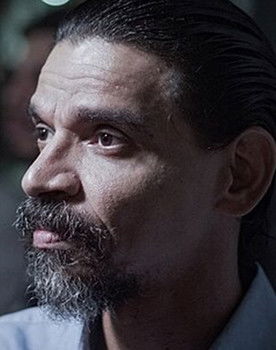 Kaiony Venâncio as Kaji