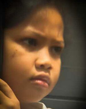 Nesya Mahdiyatu Syauqia Sakhi as Biru