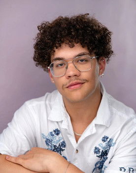 Ricardo Ludgero Souza as Main Dancer