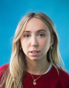 Annabelle Hardy-Stewart as Boss