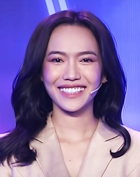 Diệu Nhi as 