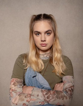 Alma van Heerden as Liezel